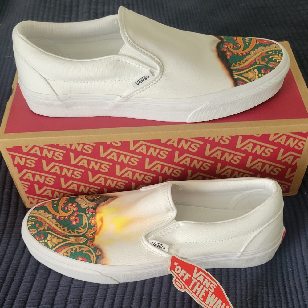 Vans White & Paisley slip ons. New in box mens 9.5 women's 11